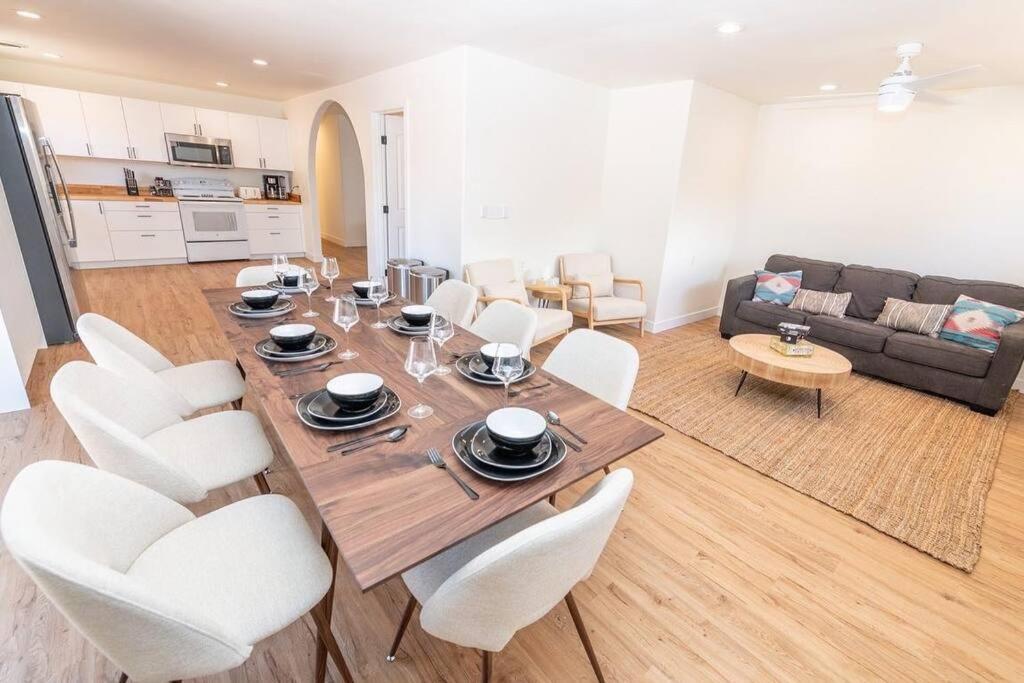 עמוד Newly Remodeled Family Friendly Home מראה חיצוני תמונה