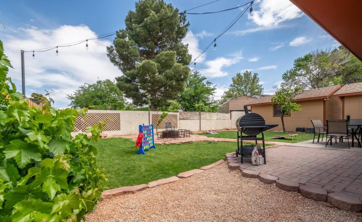 עמוד Newly Remodeled Family Friendly Home מראה חיצוני תמונה