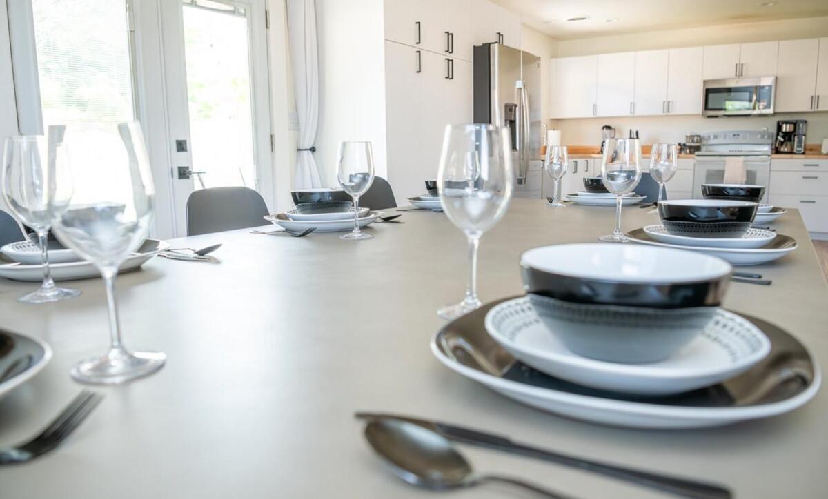 עמוד Newly Remodeled Family Friendly Home מראה חיצוני תמונה
